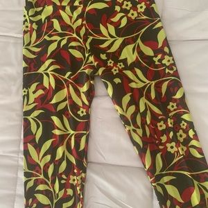 Lula Roe butter soft leggings